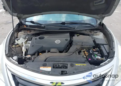 2015 Nissan Altima 2.5/2.5 S/2.5 Sl/2.5 Sv из США, поврежденный, VIN 1N4AL3AP4FC494143